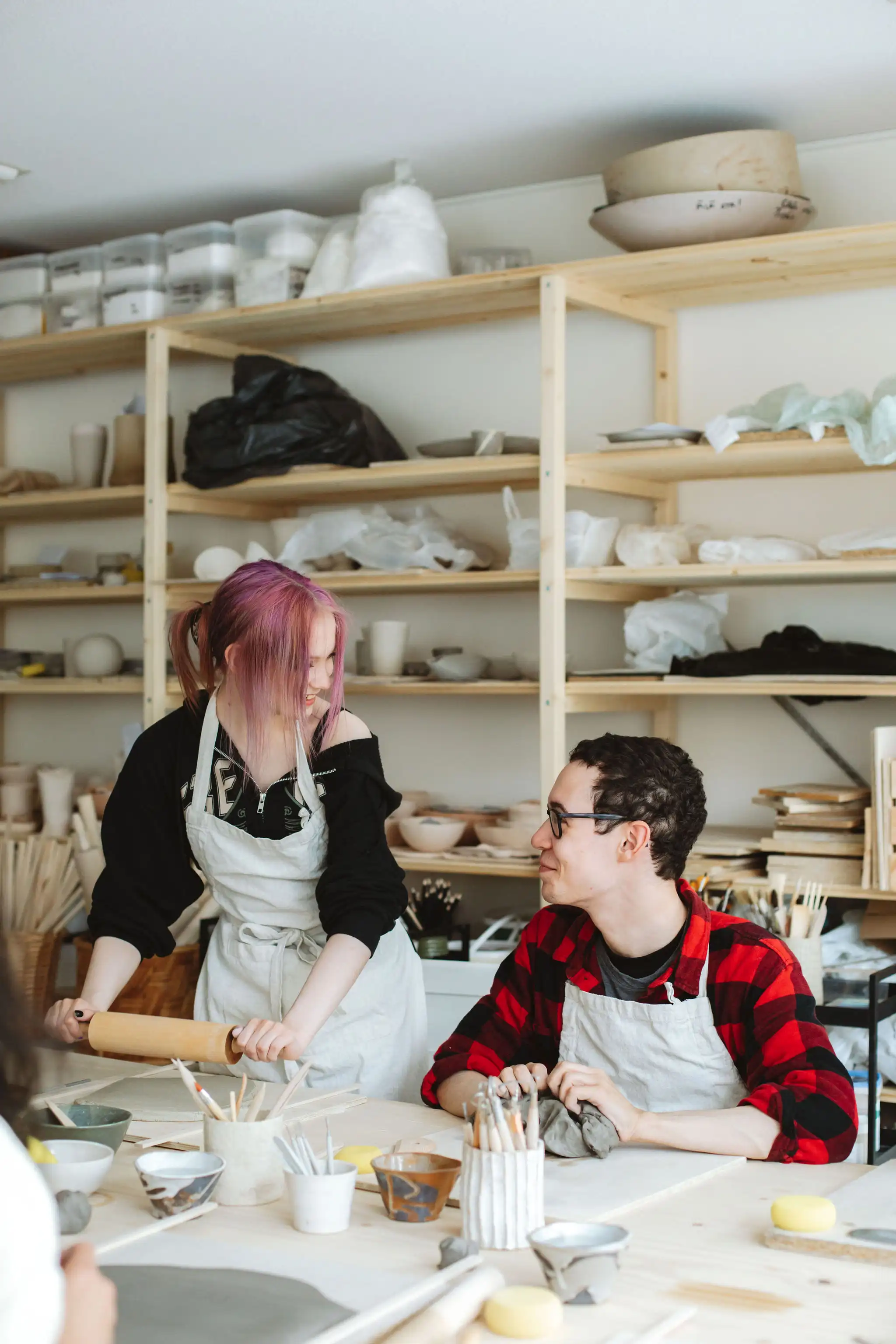 Iloisia saviharrastajia